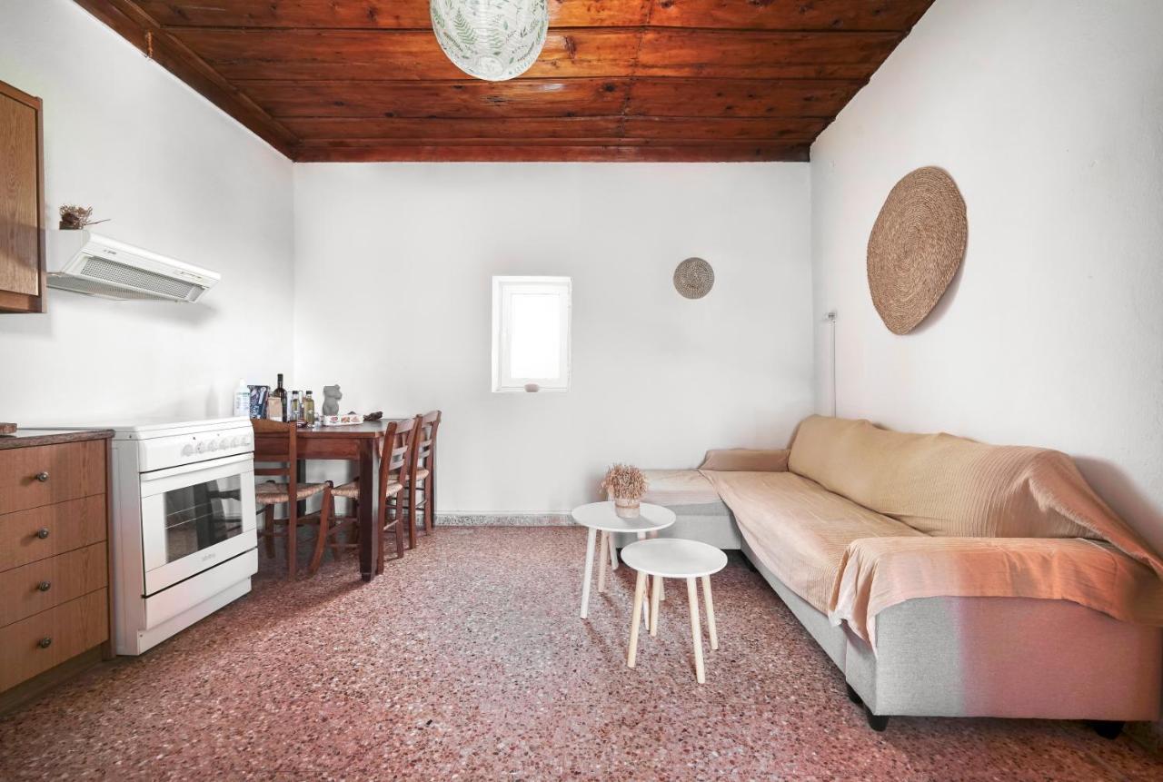 Serenity View - Traditional Village Apartment Kouses Extérieur photo