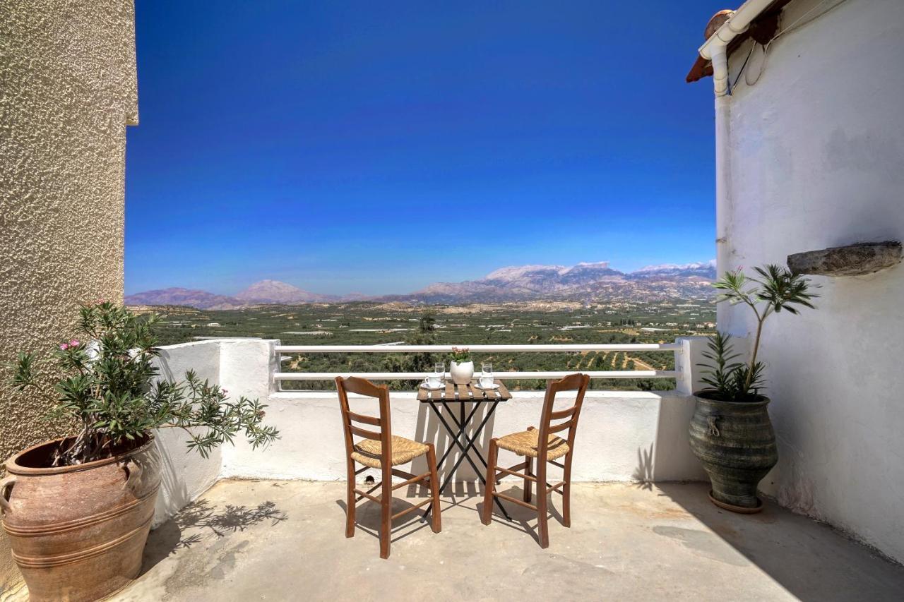 Serenity View - Traditional Village Apartment Kouses Extérieur photo