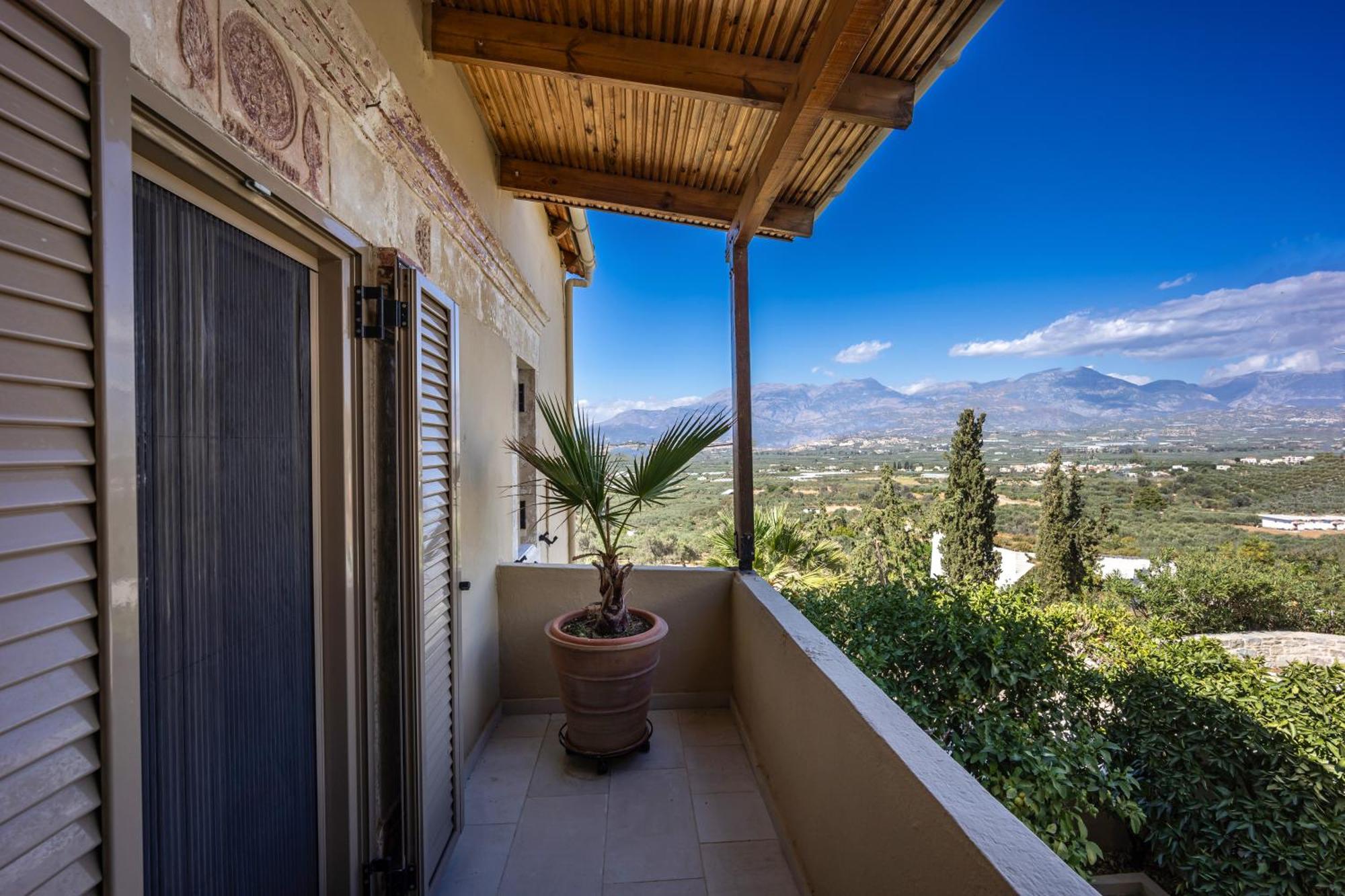 Serenity View - Traditional Village Apartment Kouses Extérieur photo